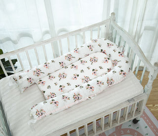 Deluxe Floral Nest Crib